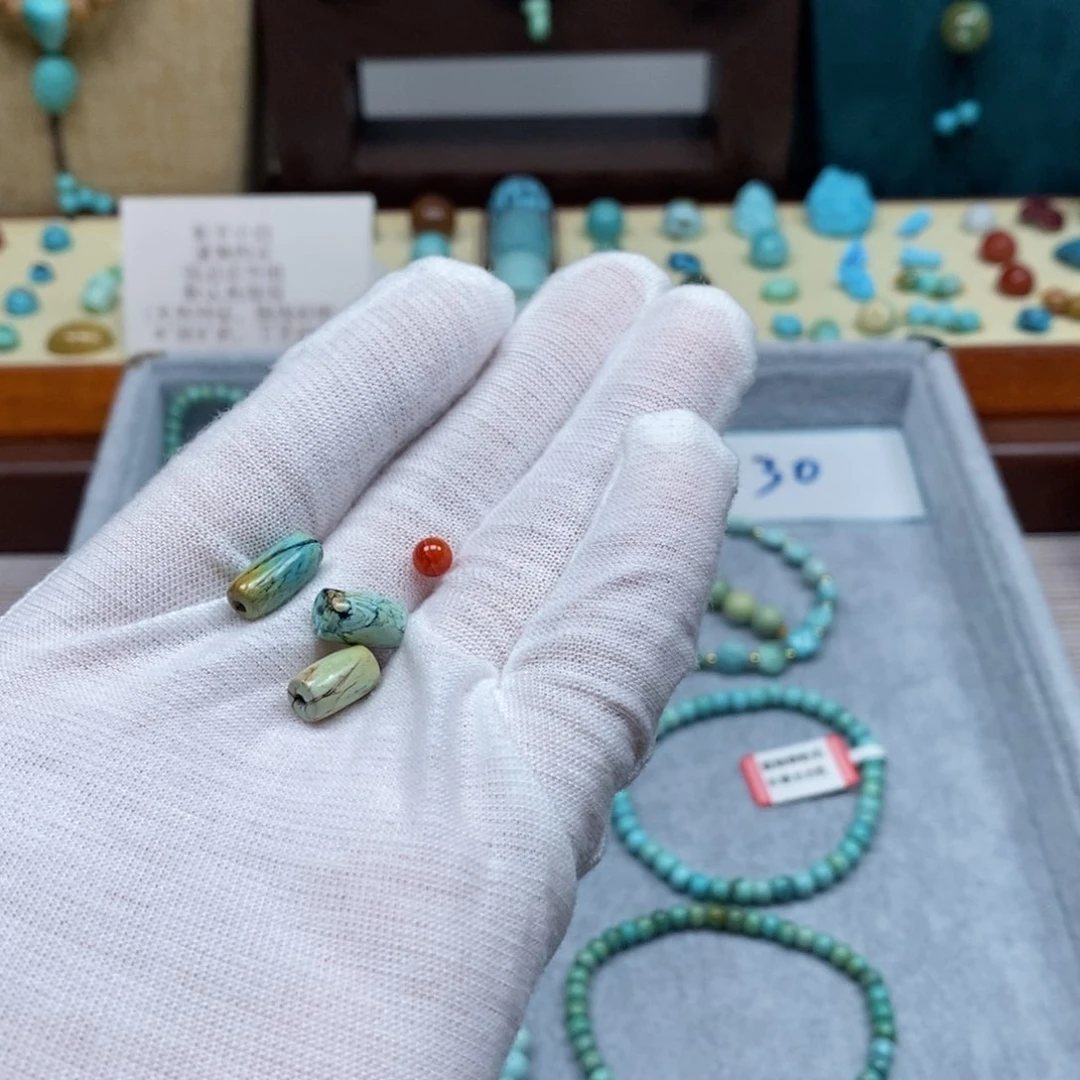 未镶嵌配饰南红玛瑙