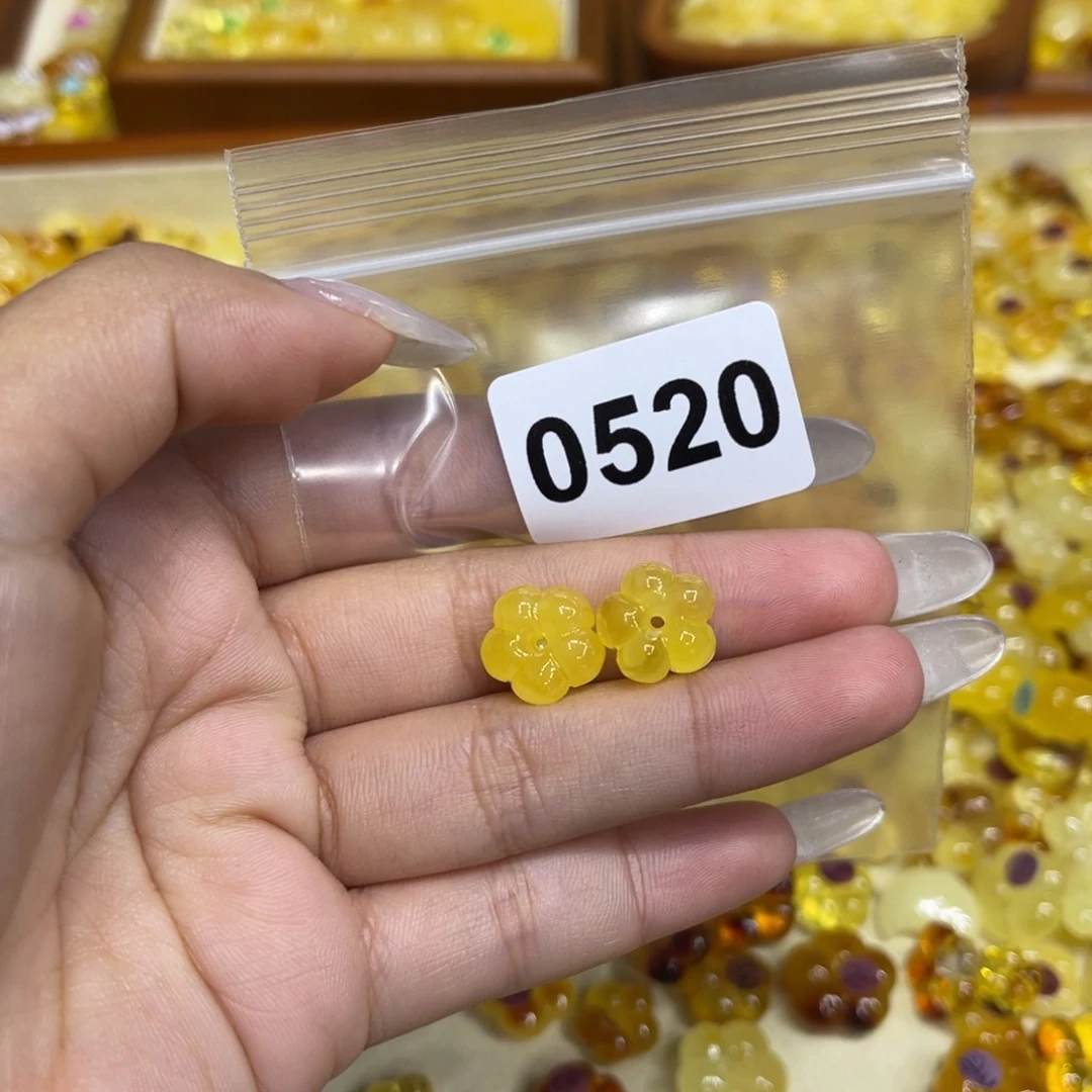 琥珀珠宝奇石未镶嵌