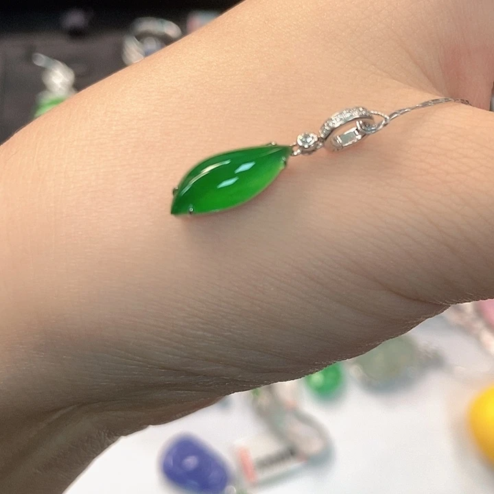 颈饰未镶嵌翡翠福利款