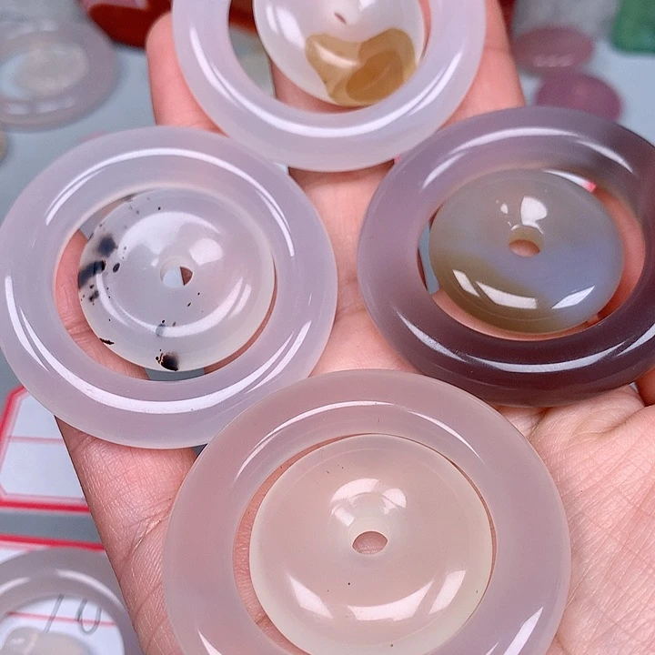 笑***生玛瑙/玉髓未镶嵌颈饰