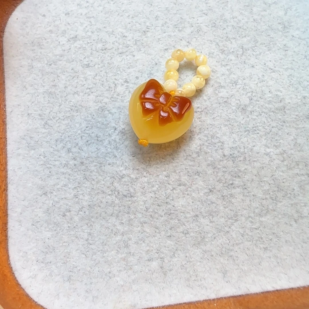 琥珀未镶嵌珠宝奇石定制