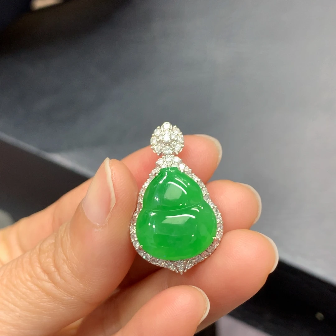 翡翠18K金镶嵌吊坠(不含链)