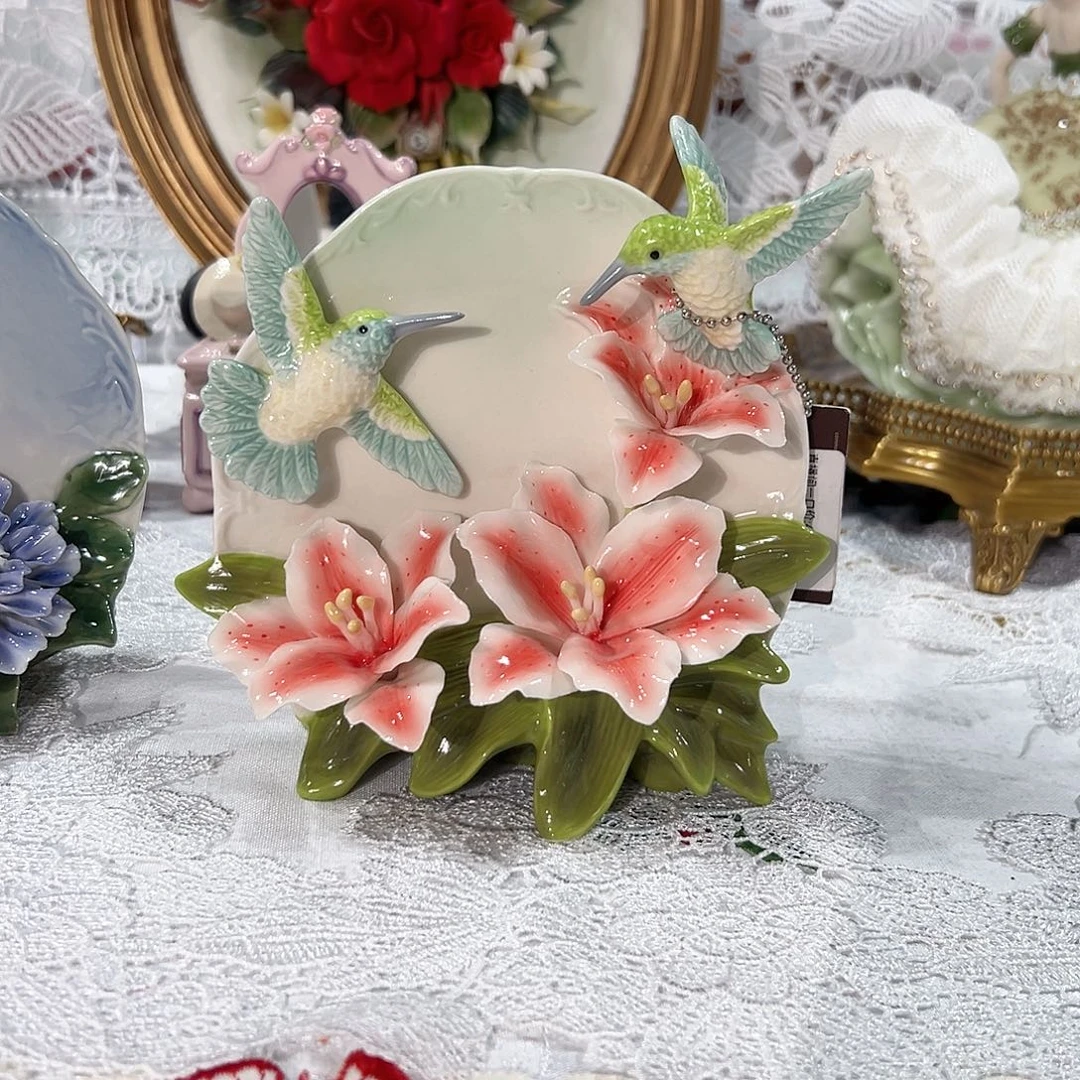 陶瓷0252福利百合花蜂鸟赏盘