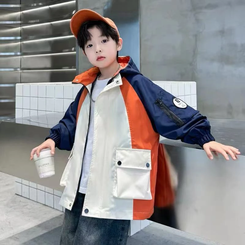 F00486男童春秋季冲锋衣防水外套2025新款洋气儿童中大童运动衣服
