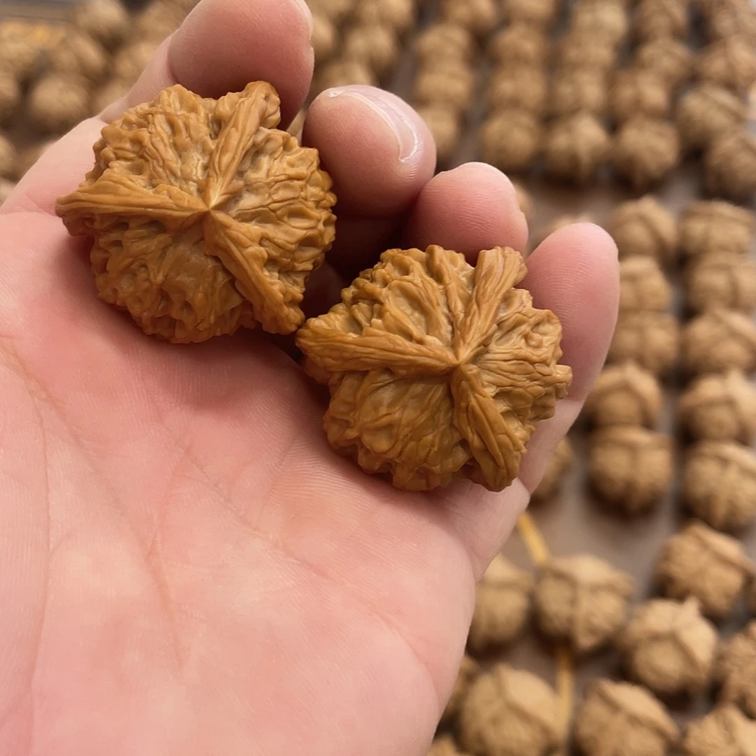 y***z文玩核桃吊坠文玩核桃一物一图