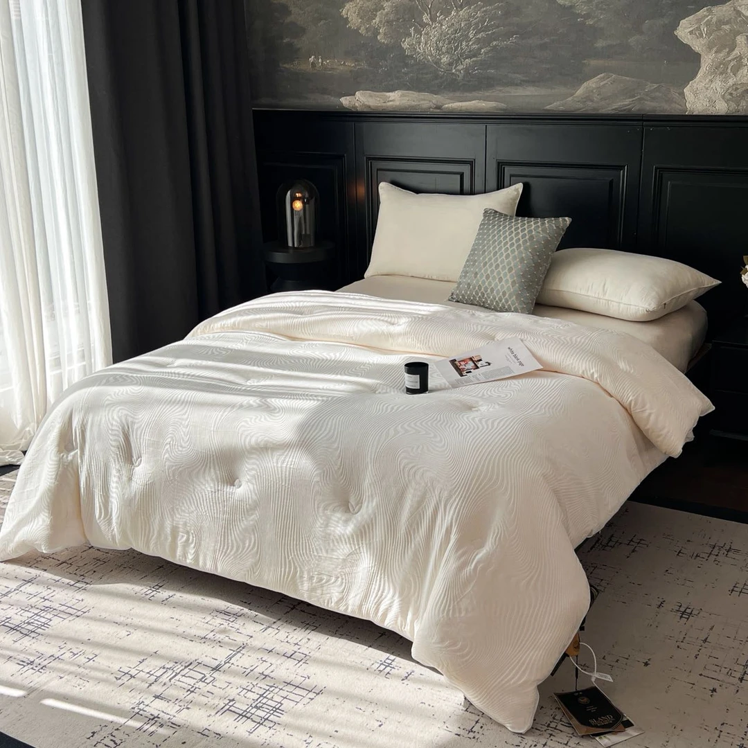 【特洛伊】蚕丝羊绒被子立体浮雕被芯亲肤春秋被加厚保暖纯色冬被