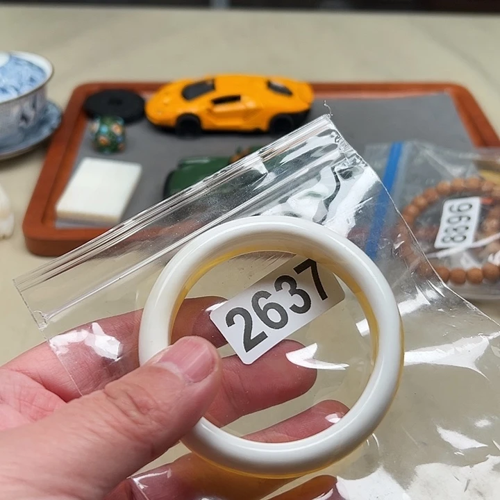 白玉菩提吊坠亓***仁黄色2637