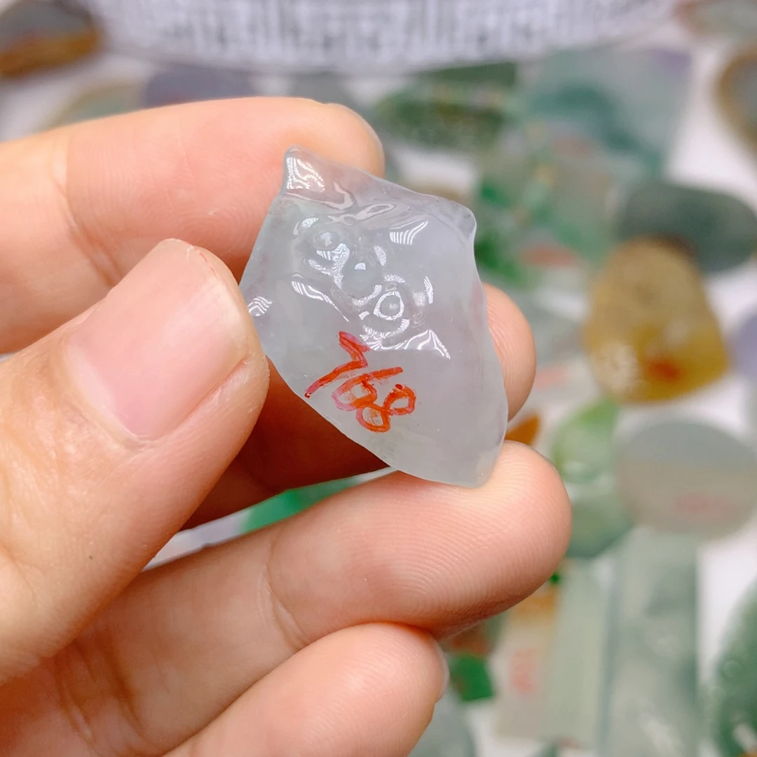 定制翡翠未镶嵌天然翡翠定制