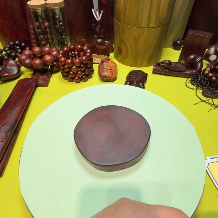 清***…非洲紫檀（红花梨）