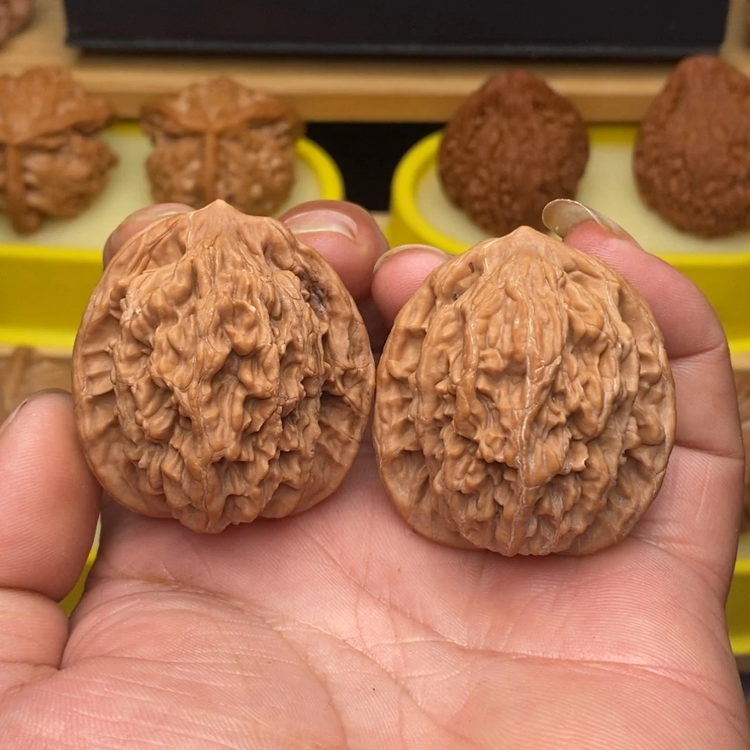 把件文玩核桃精品40麦虎