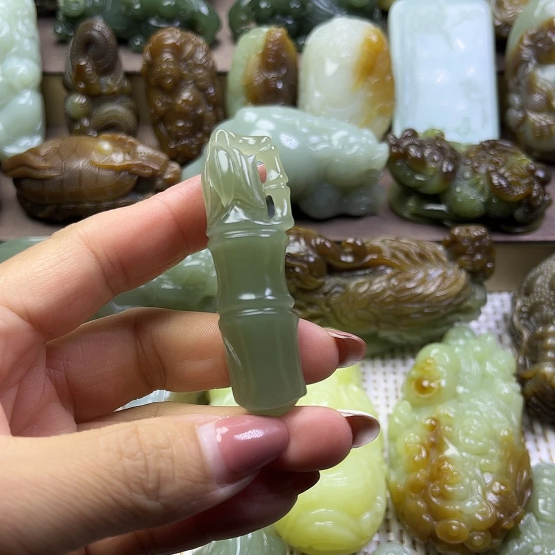 和田玉挂件未镶嵌叶****1