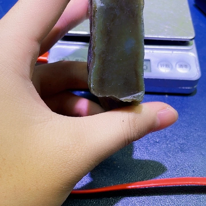 未镶嵌和田玉（糖玉）珠宝半成品