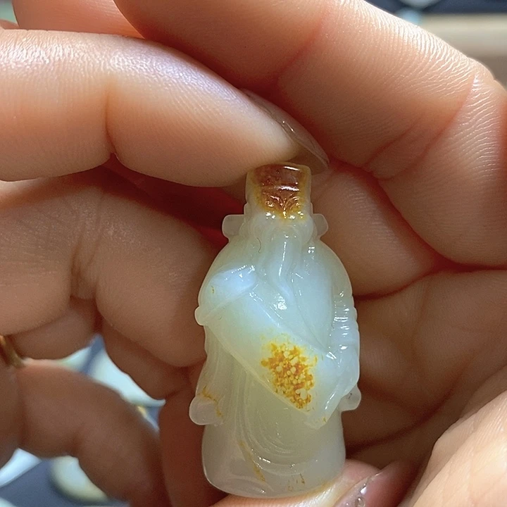 和田玉未镶嵌颈饰般*