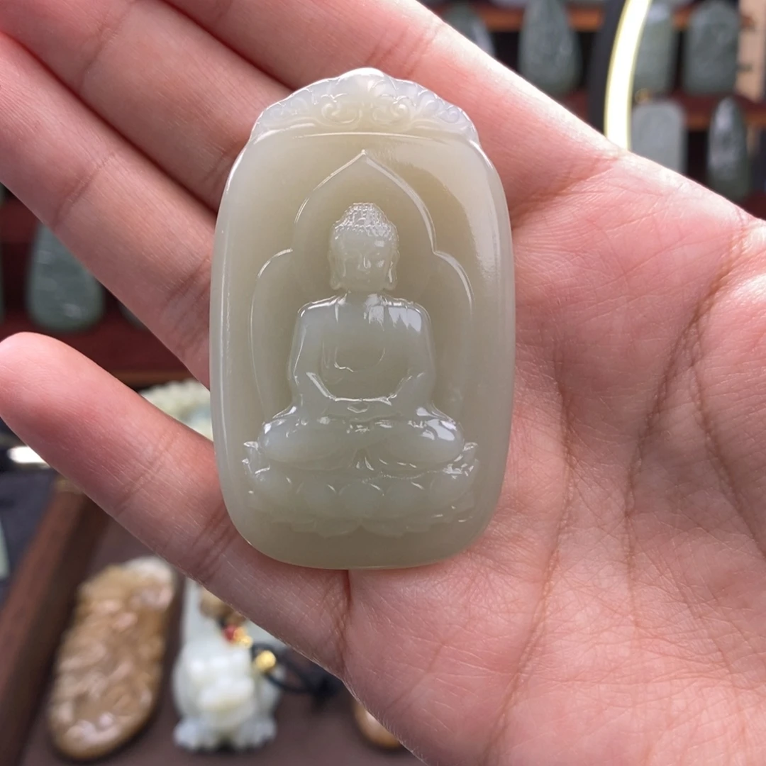 和田玉（糖玉）未镶嵌颈饰