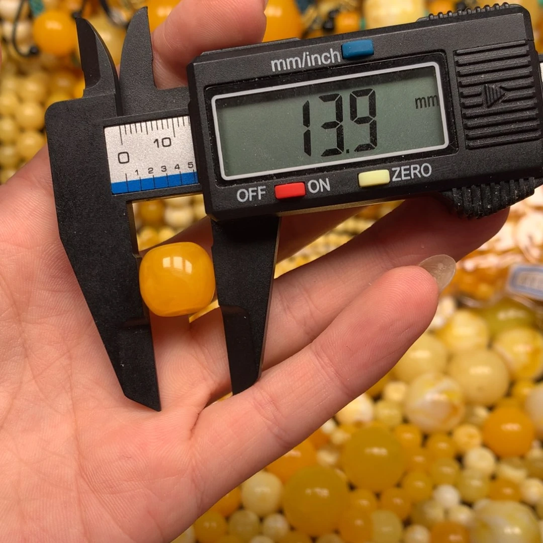 无非金属仿琥珀94