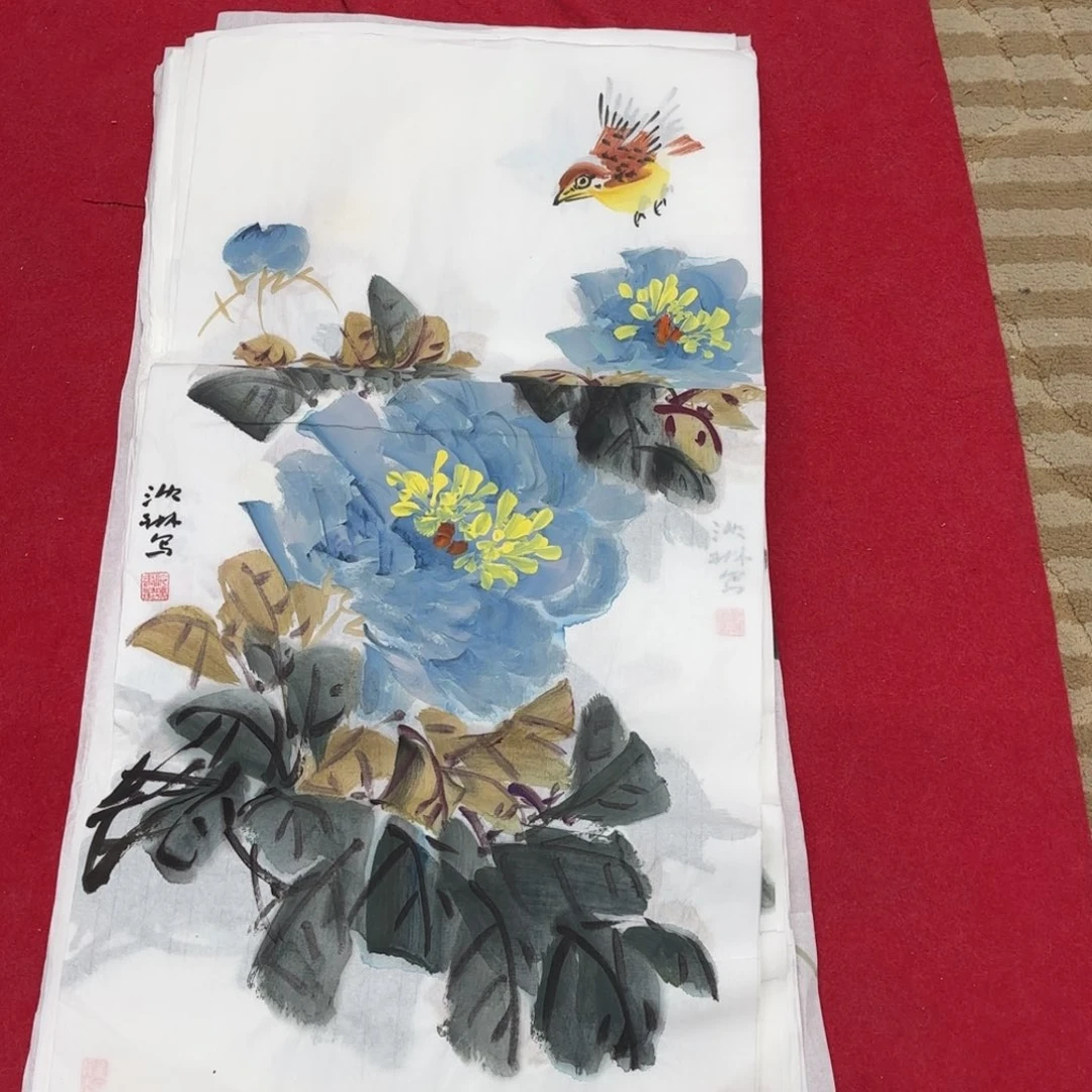 国画花鸟等图案和造型各异