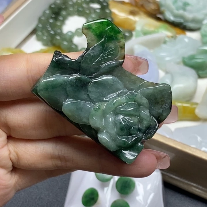 翡翠未镶嵌颈饰天然翡翠