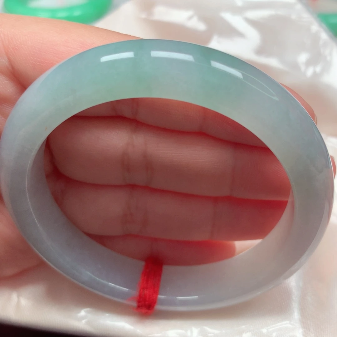 翡翠手镯未镶嵌7冰晴冰透
