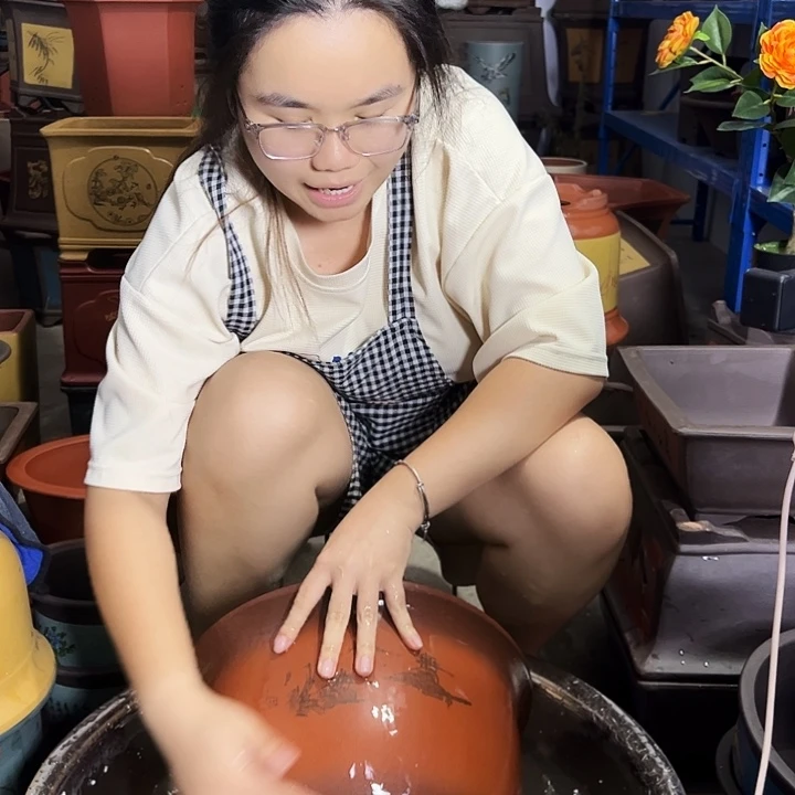 宜兴紫砂花盆36紫气东来