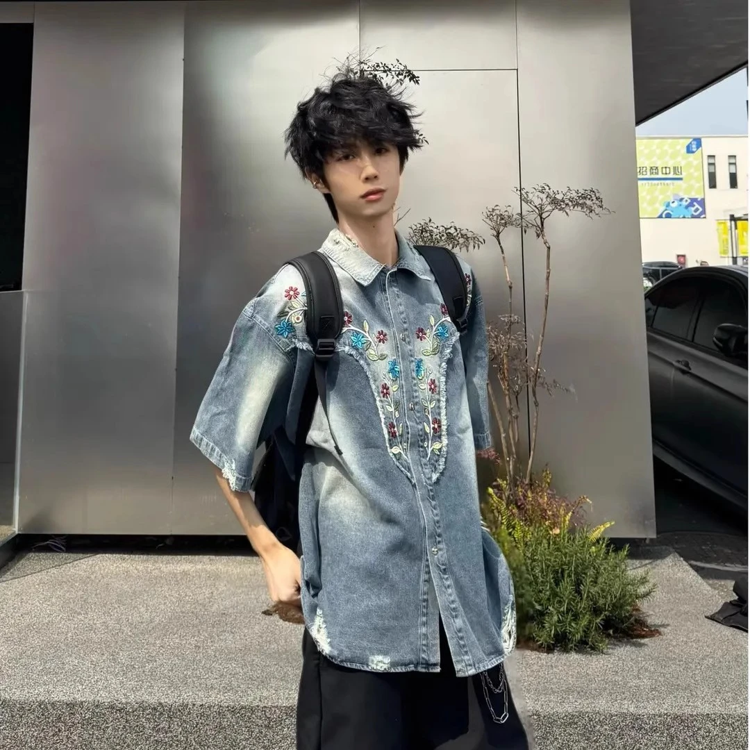 夏季小众高街新款复古做旧花卉刺绣水洗牛仔衬衫男女宽松短袖衬衣