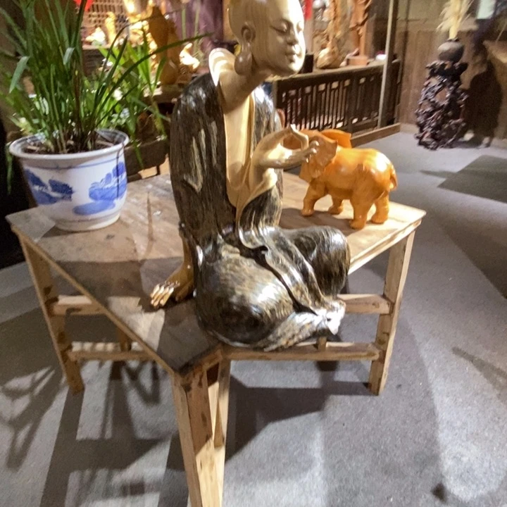 梦***绪香榧木香樟木掐指一算