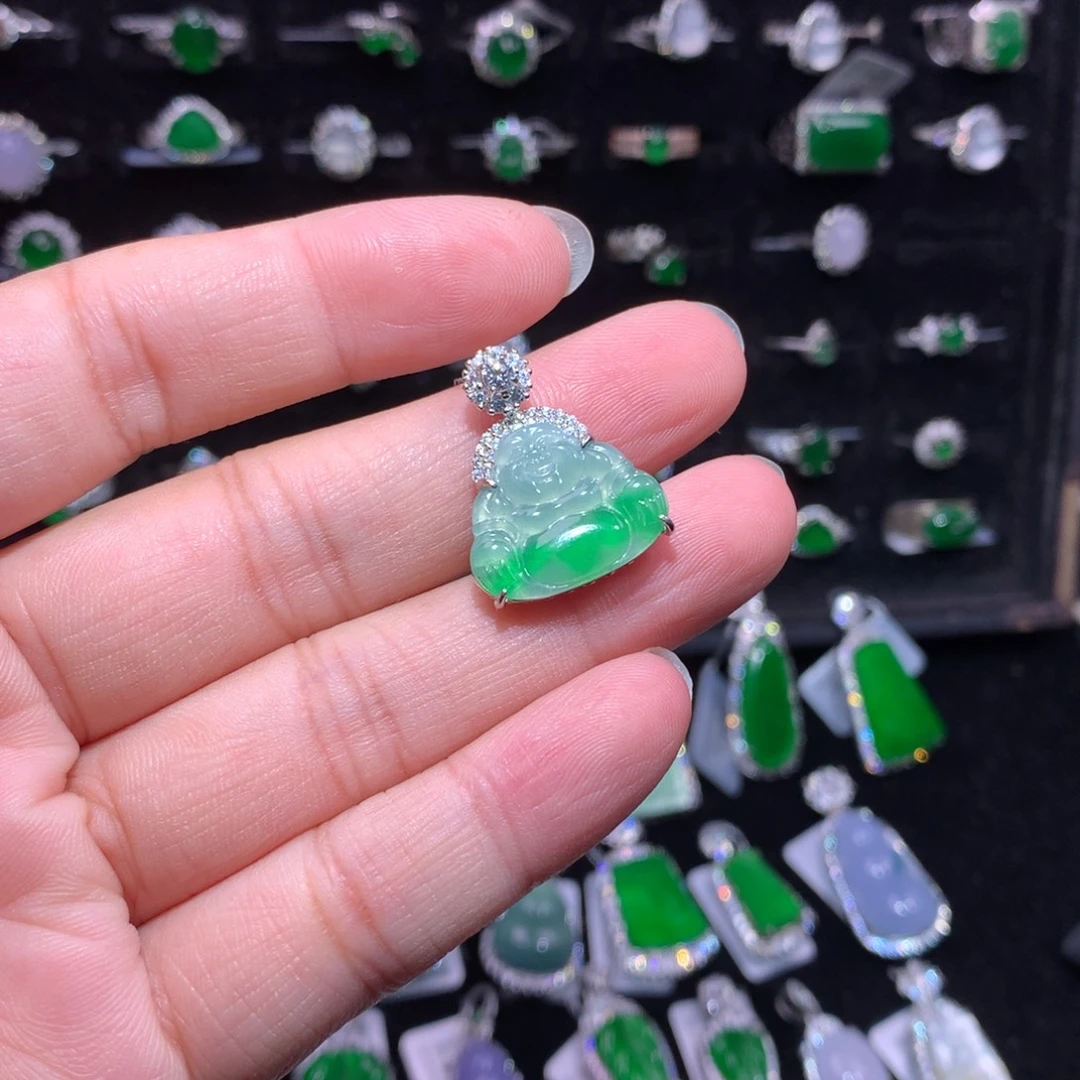 翡翠银S925镶嵌颈饰翡翠