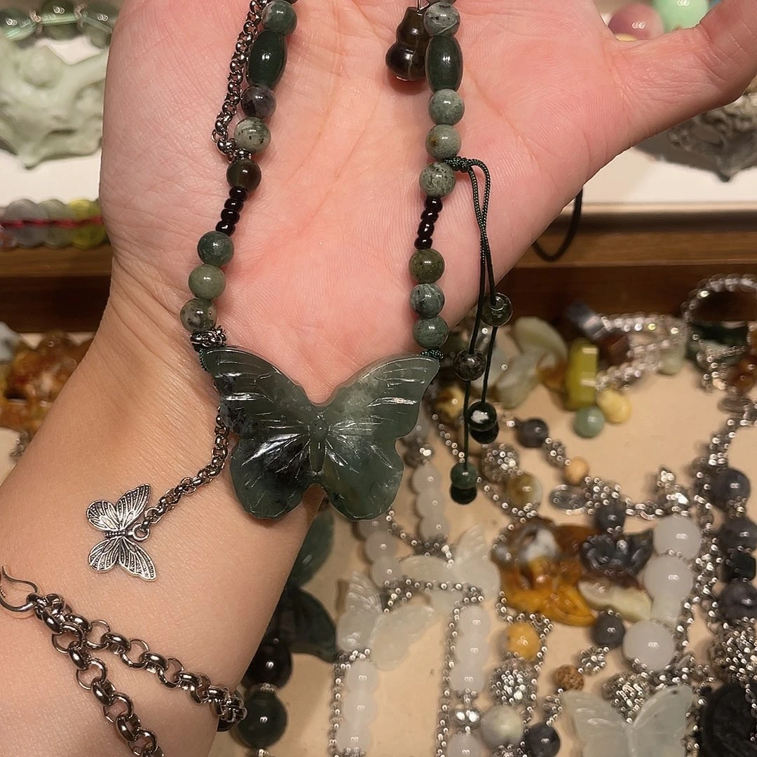 蛇纹石玉合金颈饰