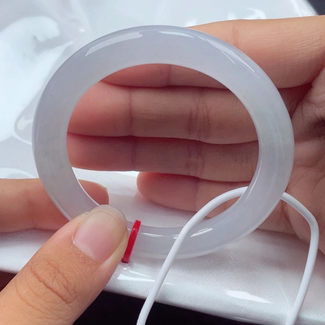 翡翠手镯（圆镯）未镶嵌