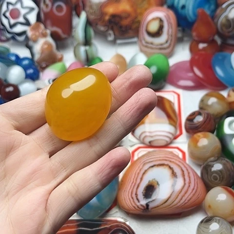 玛瑙/玉髓颈饰未镶嵌