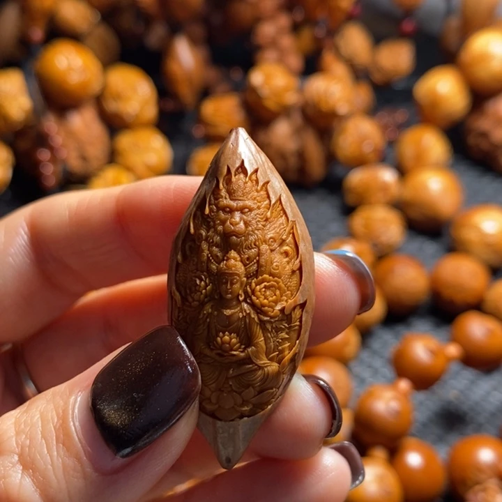 吊坠橄榄核生肖猴守护神