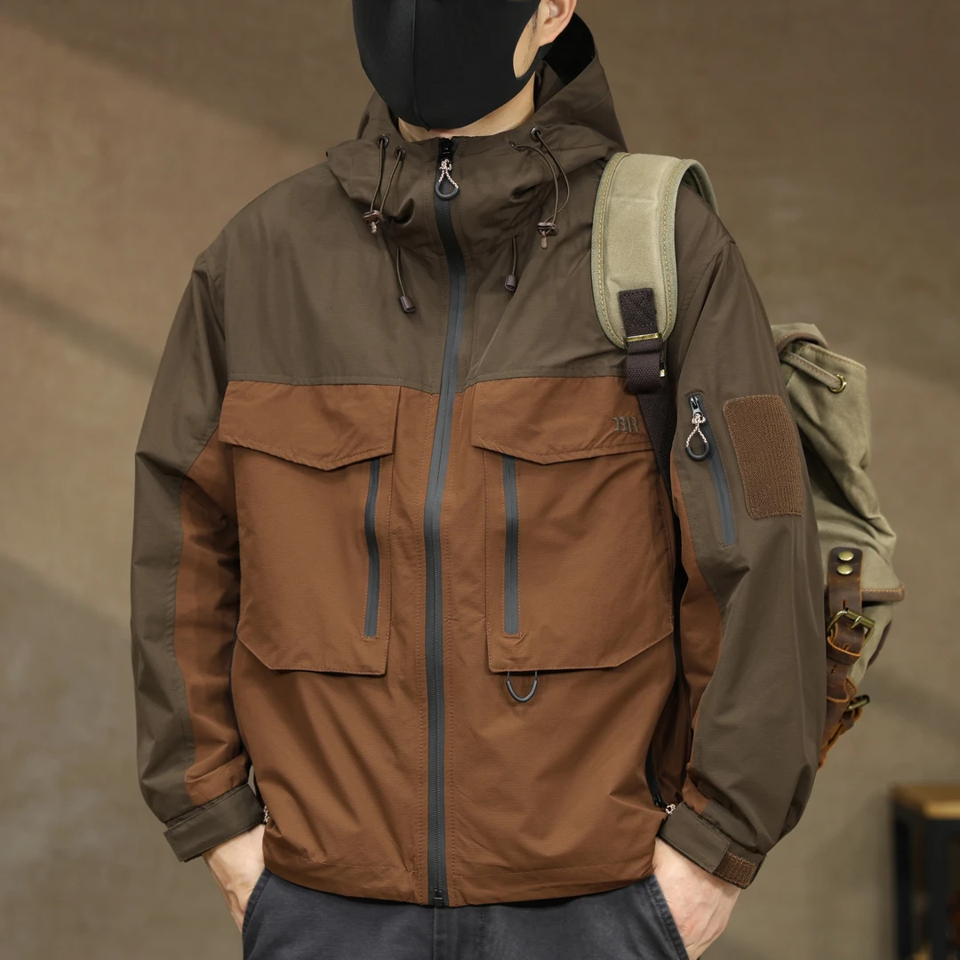 山系户外冲锋外套男士上衣秋季新款潮牌宽松大码连帽工装夹克男装