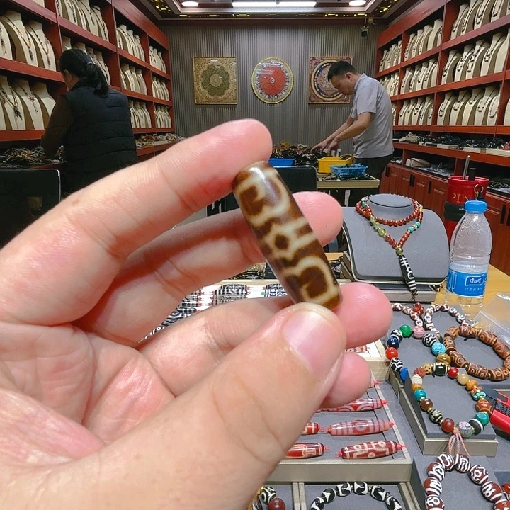 未镶嵌玛瑙/玉髓珠宝奇石