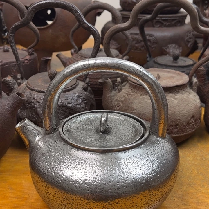 名***凯摸摸陌陌摸摸陌陌摸摸哦