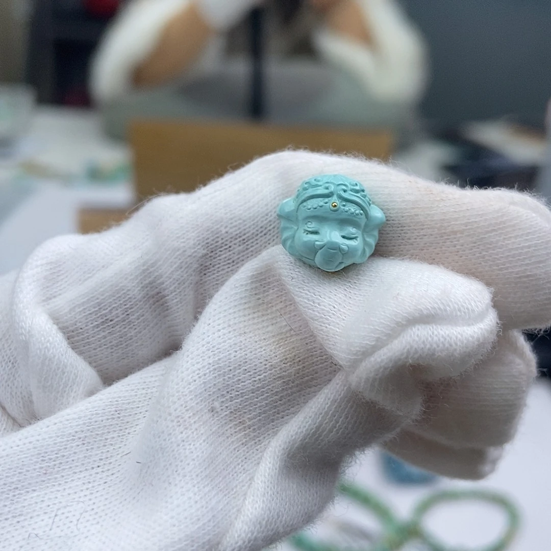 绿松石未镶嵌珠宝奇石