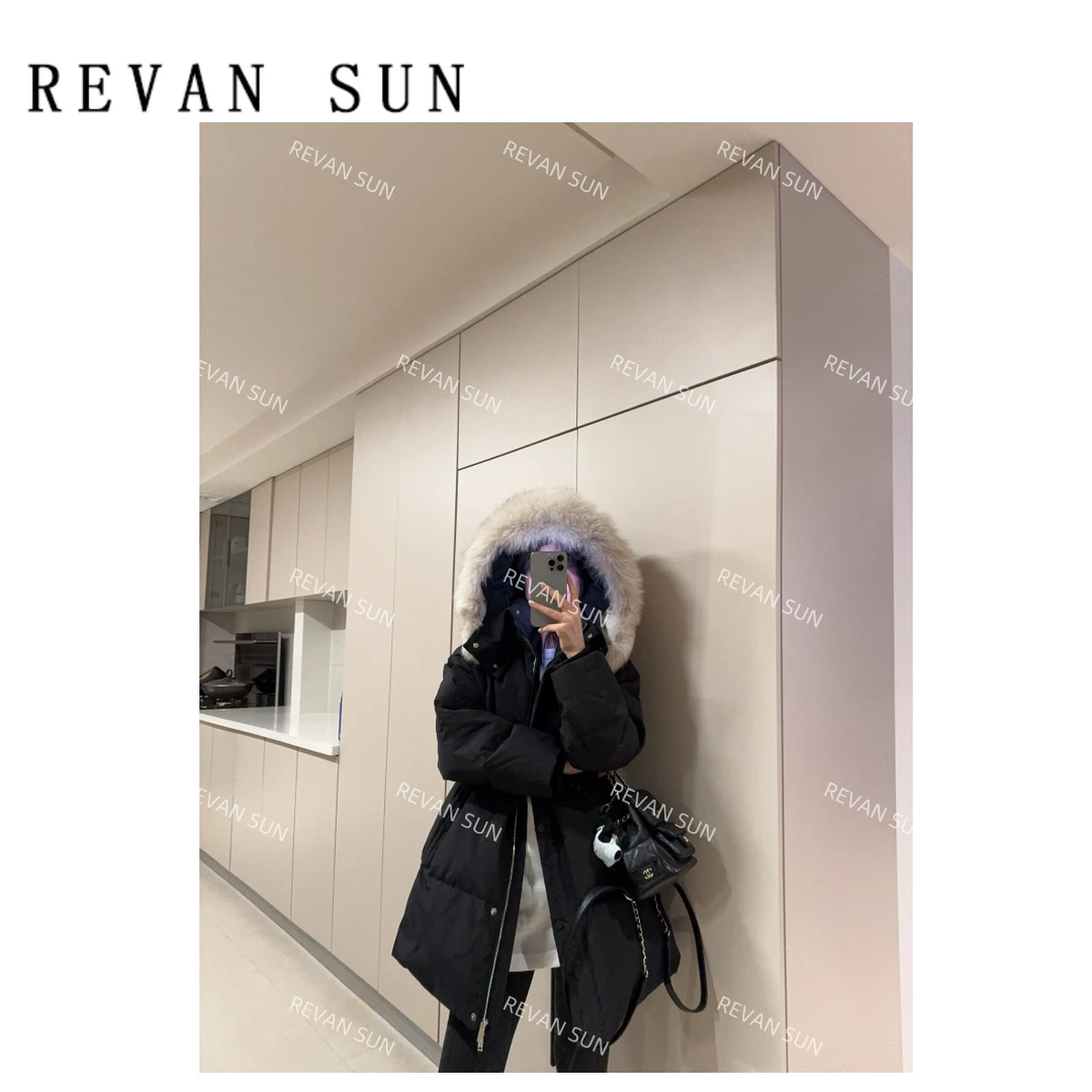 【REVAN SUN】 --大骨架穿搭 大毛领帽子收腰羽绒服 760556