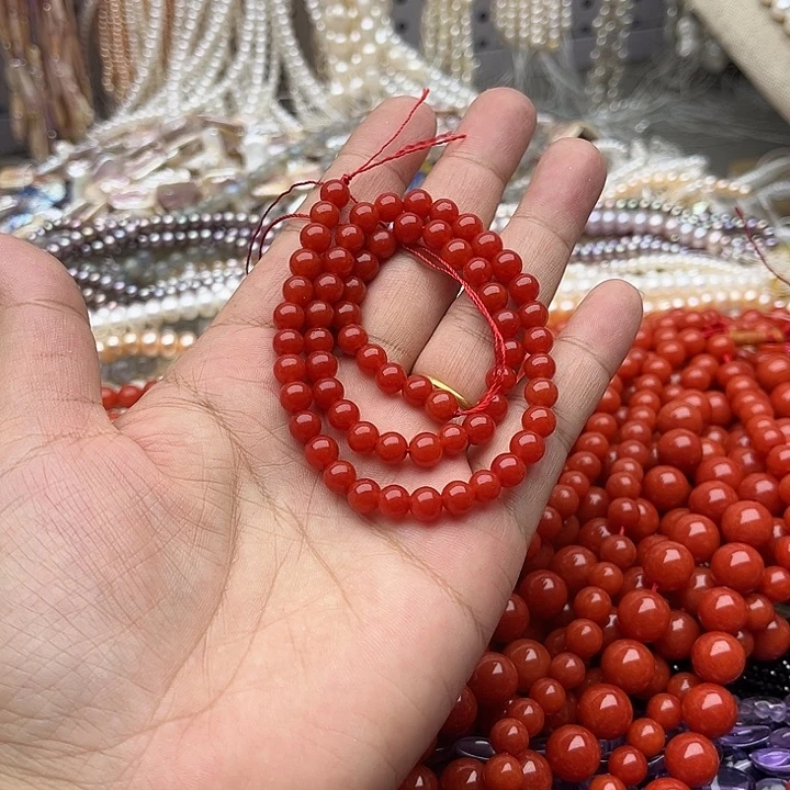 玛瑙/玉髓未镶嵌珠宝半成品一条6mm左右南红