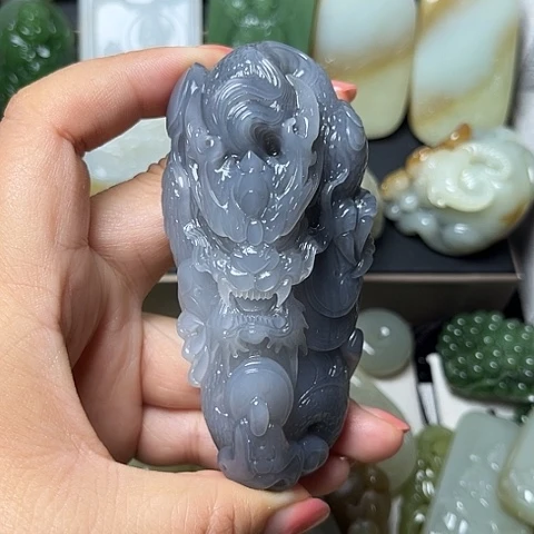颈饰未镶嵌和田玉小**哼