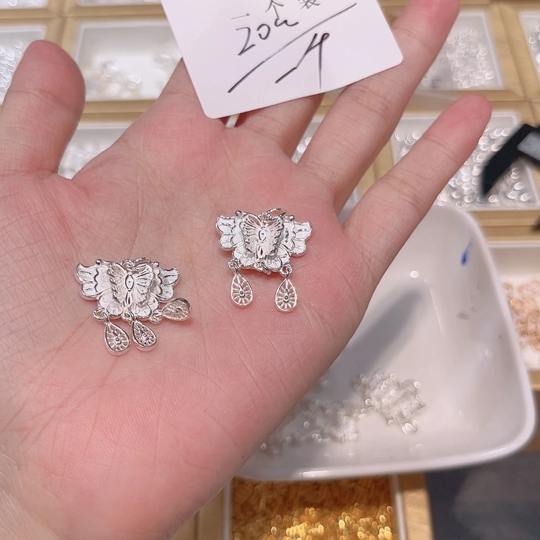 925银8 。
