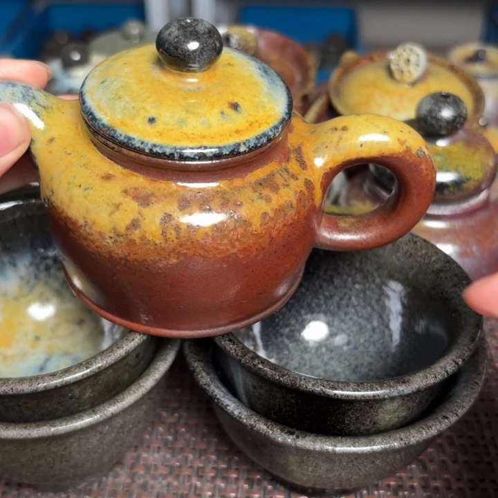 茶杯紫砂小*?壶和杯子