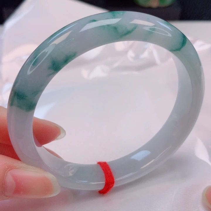 翡翠未镶嵌手镯56圈