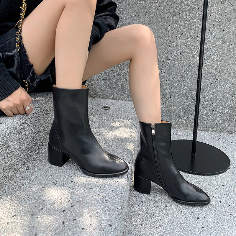 8102/5.5cm牛皮短靴