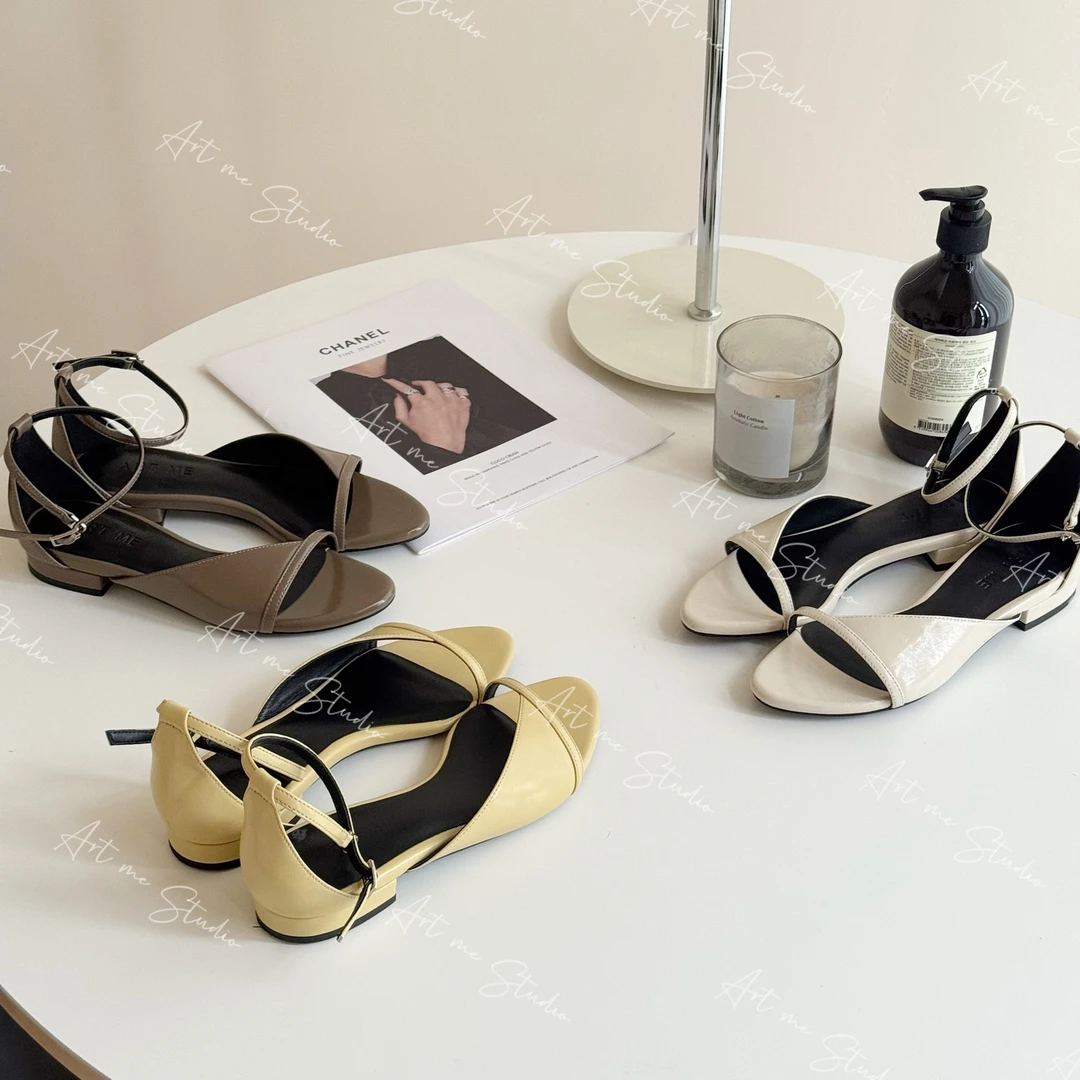 御姐羊皮清凉一夏易穿脱调节款三色平跟凉鞋w24292