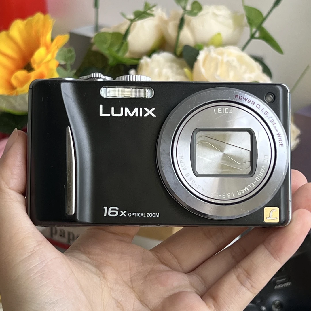 95新 Panasonic/松下 松下tz18黑色高像素长焦冷白皮色彩数码相机