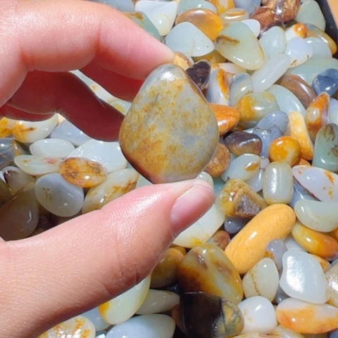 和田玉（子料）未镶嵌颈饰18.3克