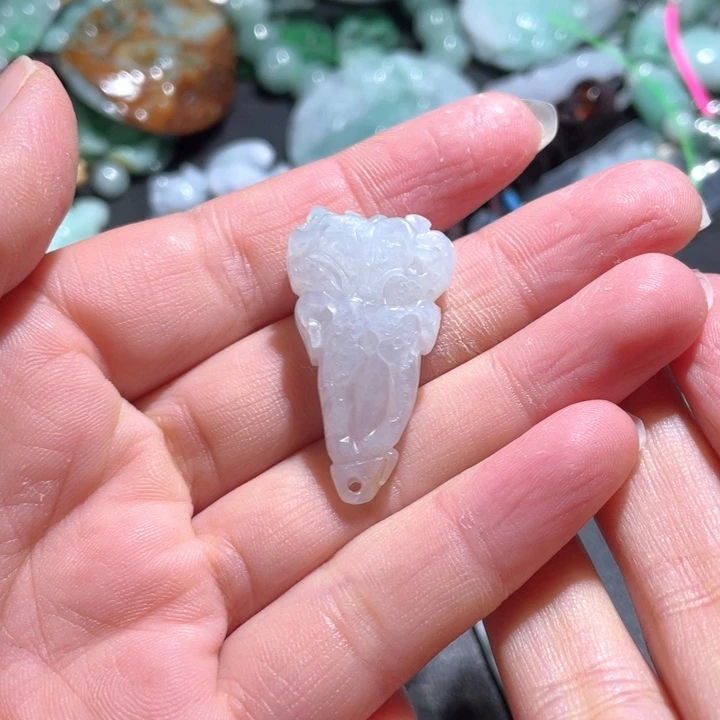 【闪购商品】翡翠颈饰未镶嵌天然翡翠