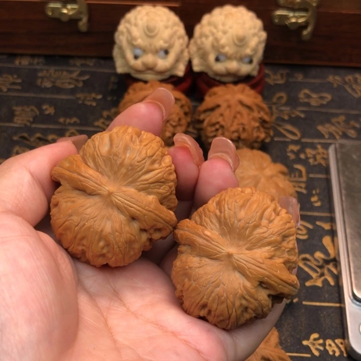 桃核把件一**雨45元宝。