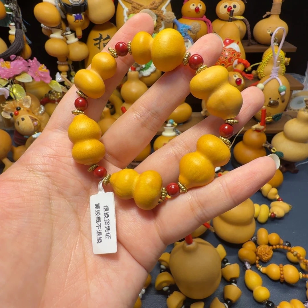 覀***覀好看好看好看的小钱袋