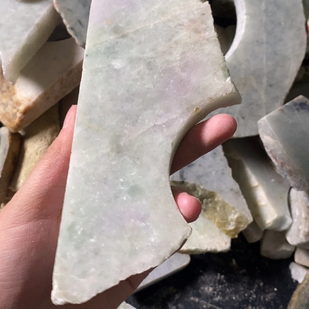 颈饰未镶嵌翡翠天然翡翠