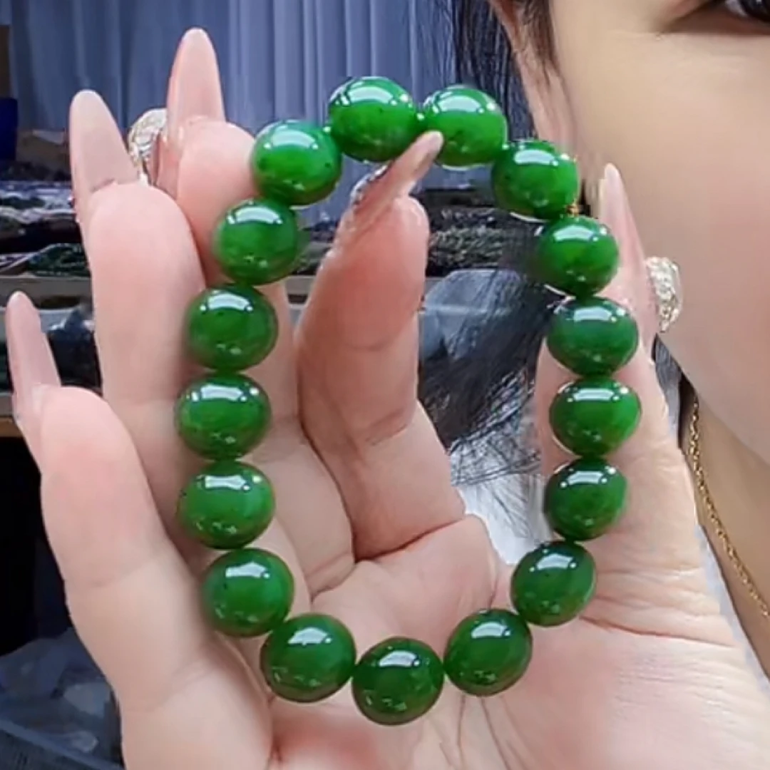 纯天然和田玉俄7碧菠菜绿12