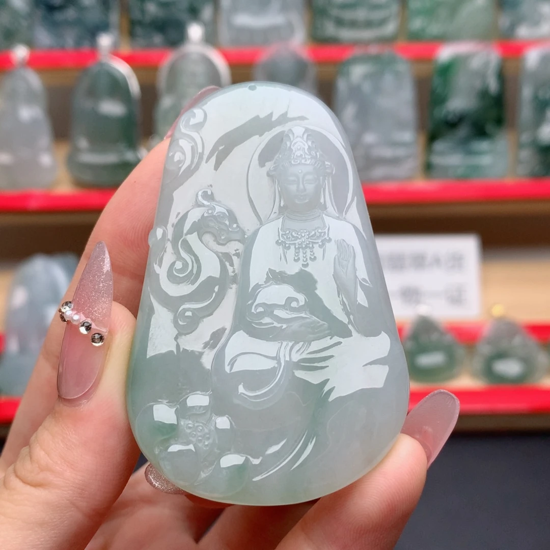 颈饰未镶嵌翡翠素衣